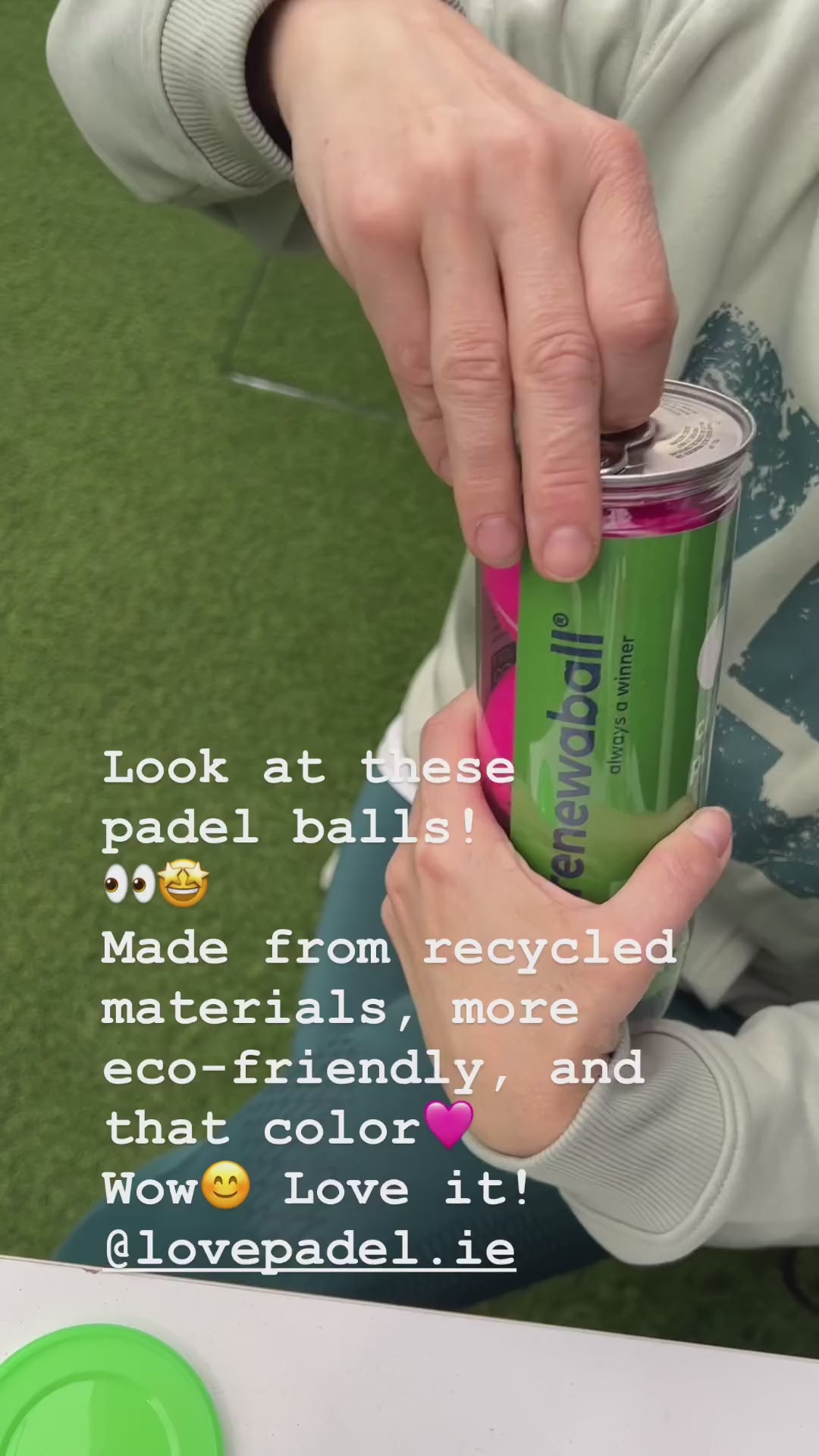 Load video: Renewaball Pink - 3 Tubes of 3 Padel Balls